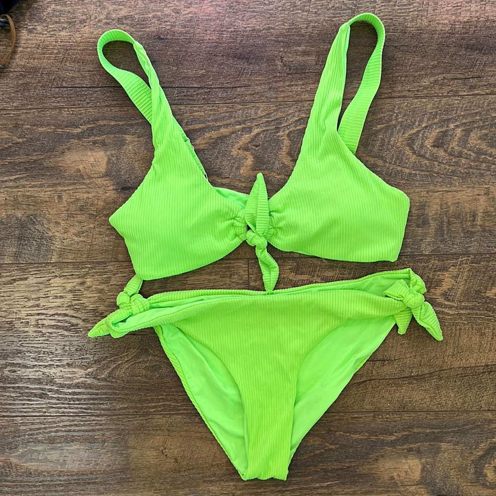 Neon green 2 piece bikini